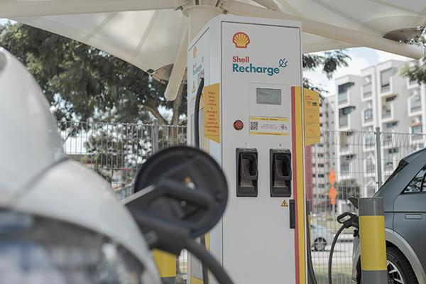 Shell converts three stations to run on green power