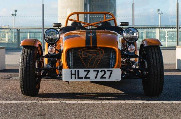 Caterham builds a Seven 170, 137m in the sky
