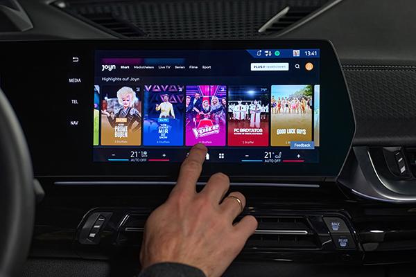 BMW reveals new digital tech for CES 2024