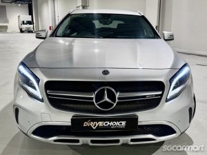 Mercedes-Benz GLA-Class GLA180 Urban Edition thumbnail