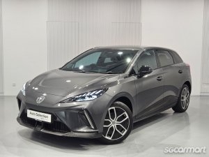 MG 4 Electric Trophy Sport LR thumbnail