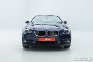 BMW 5 Series 520i thumbnail