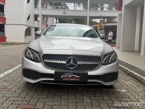 Mercedes-Benz E-Class E200 Avantgarde thumbnail