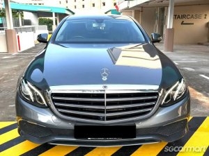Mercedes-Benz E-Class E200 Exclusive thumbnail