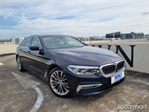 BMW 5 Series 530i Luxury thumbnail
