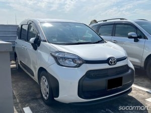 Toyota Sienta Hybrid 1.5A G thumbnail