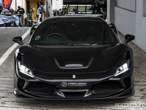 Ferrari F8 Tributo thumbnail