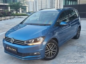 Volkswagen Touran 1.4A TSI Comfortline Panoramic Roof thumbnail