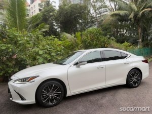 Lexus ES Hybrid ES300h Executive Sunroof thumbnail