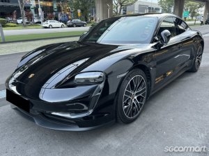 Porsche Taycan Electric 4 thumbnail