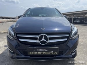 Mercedes-Benz B-Class B180 Style thumbnail