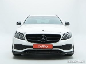 Mercedes-Benz E-Class E200 Avantgarde thumbnail