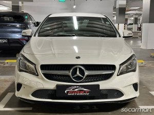 Mercedes-Benz CLA-Class CLA180 Urban thumbnail