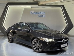 Mercedes-Benz CLA-Class CLA180 Progressive thumbnail
