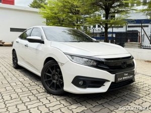 Honda Civic 1.5A VTEC Turbo Sunroof thumbnail