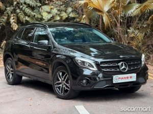 Mercedes-Benz GLA-Class GLA180 Urban Edition thumbnail