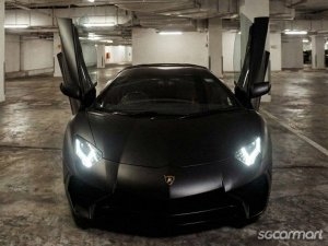 Lamborghini Aventador LP700-4 (COE till 11/2031) thumbnail