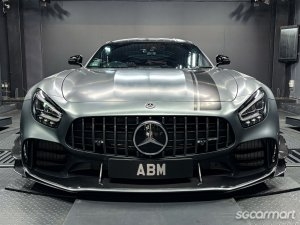 Mercedes-Benz AMG GT R Pro thumbnail