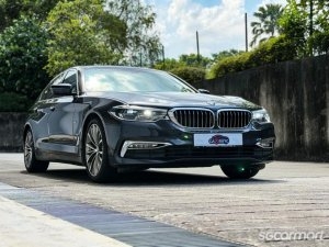 BMW 5 Series 530i Luxury thumbnail