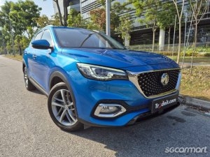 MG HS 1.5A Turbo Exclusive Panoramic Roof thumbnail