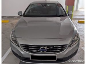 Volvo S60 T2 thumbnail