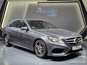 Mercedes-Benz E-Class E200 AMG Edition E Sunroof thumbnail