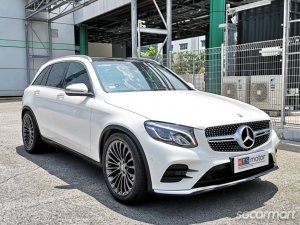 Mercedes-Benz GLC-Class GLC250 AMG Line 4MATIC Sunroof thumbnail