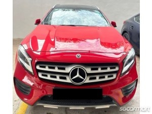 Mercedes-Benz GLA-Class GLA180 AMG Line Sunroof thumbnail