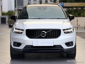 Volvo XC40 T4 R-Design thumbnail