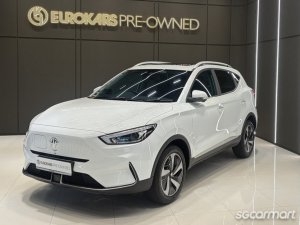 MG ZS Electric Trophy Panoramic Roof thumbnail