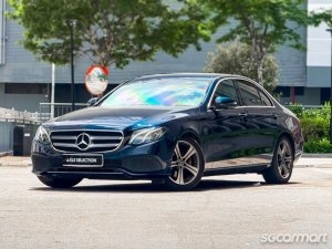 Mercedes-Benz E-Class E200 Avantgarde thumbnail
