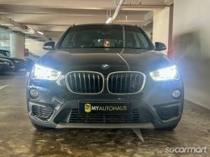 BMW X1 sDrive18i thumbnail