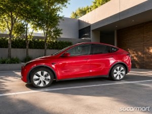 Tesla Model Y Electric RWD thumbnail