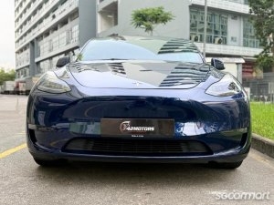 Tesla Model Y Electric Performance thumbnail