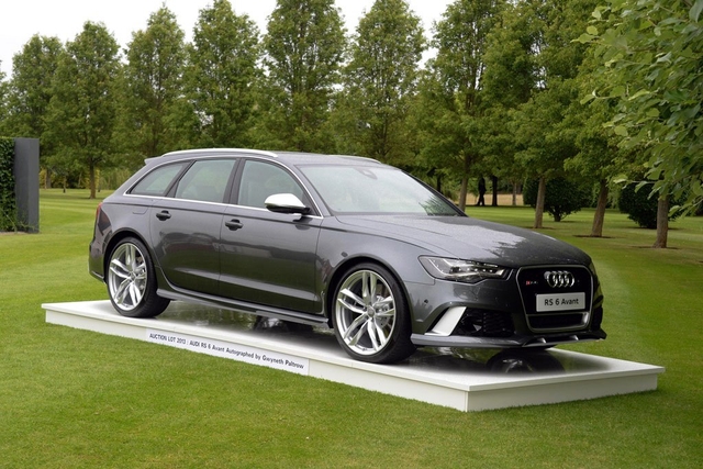 Audi RS6 Avant auctioned at the home of Elton John