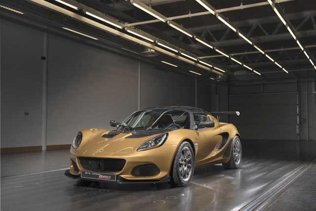Lotus unveils the limited edition race-bred Elise Cup 260