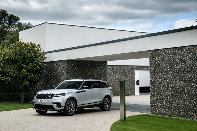 Land Rover updates the Range Rover Velar