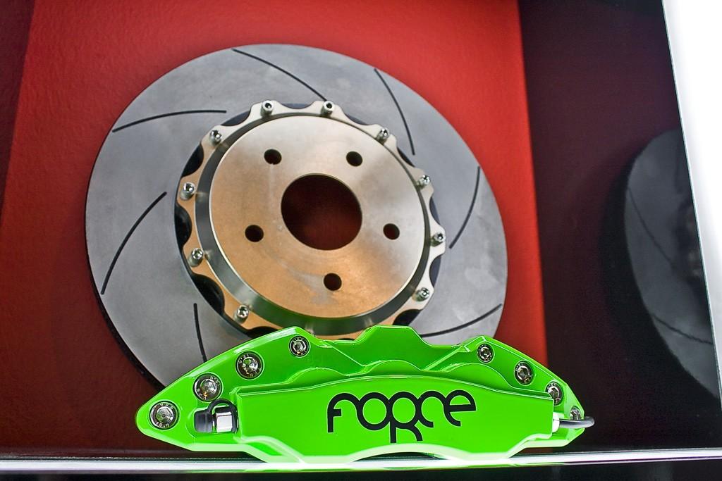 What they don't tell you: The downsides of installing a big brake kit -  Sgcarmart