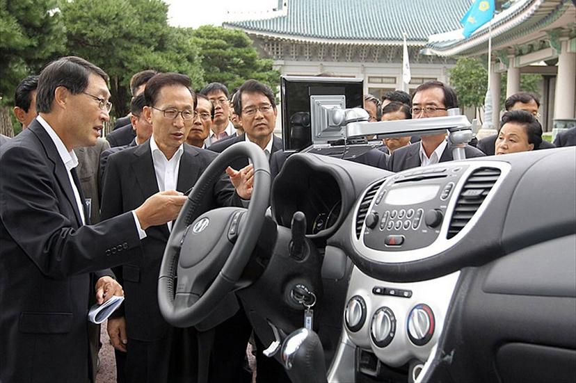 Hyundai unveils its first fullyelectric production car Sgcarmart