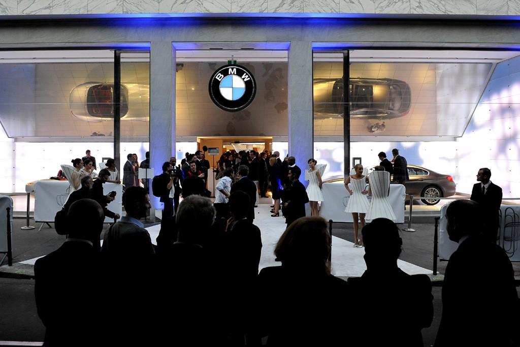 BMW Brand Store Brüssel - Iconic World