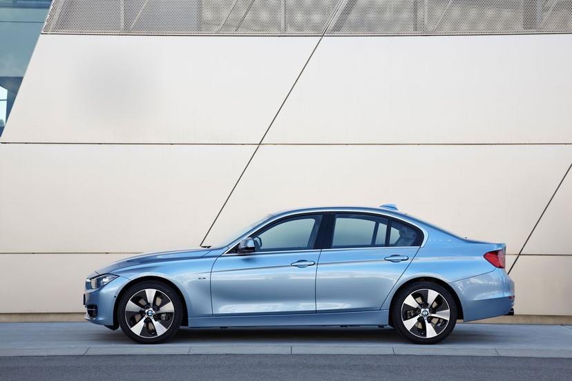 BMW ActiveHybrid 3 - When enhanced efficiency meets increased dynamics ...