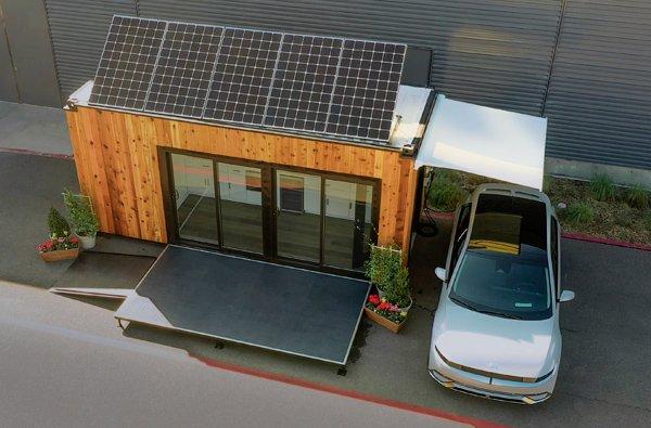 Hyundai wants to help you install solar panels to charge your car