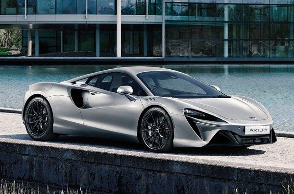 McLaren honours Queen Elizabeth II with one-off paint finish and badging