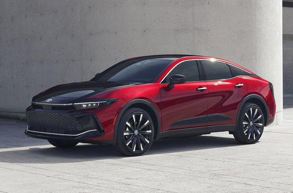 Toyota launches new ad spot for the Crown