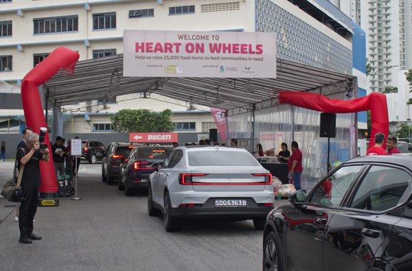 Wearnes hosts Food from the Heart 'Heart on Wheels' charity drive