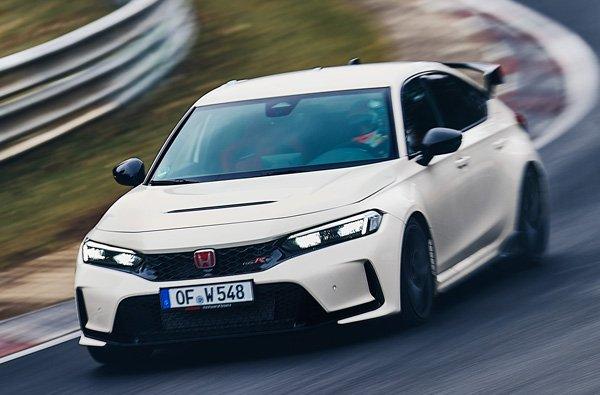 Honda Civic Type R takes front-wheel drive lap record at the Nurburgring Nordschleife