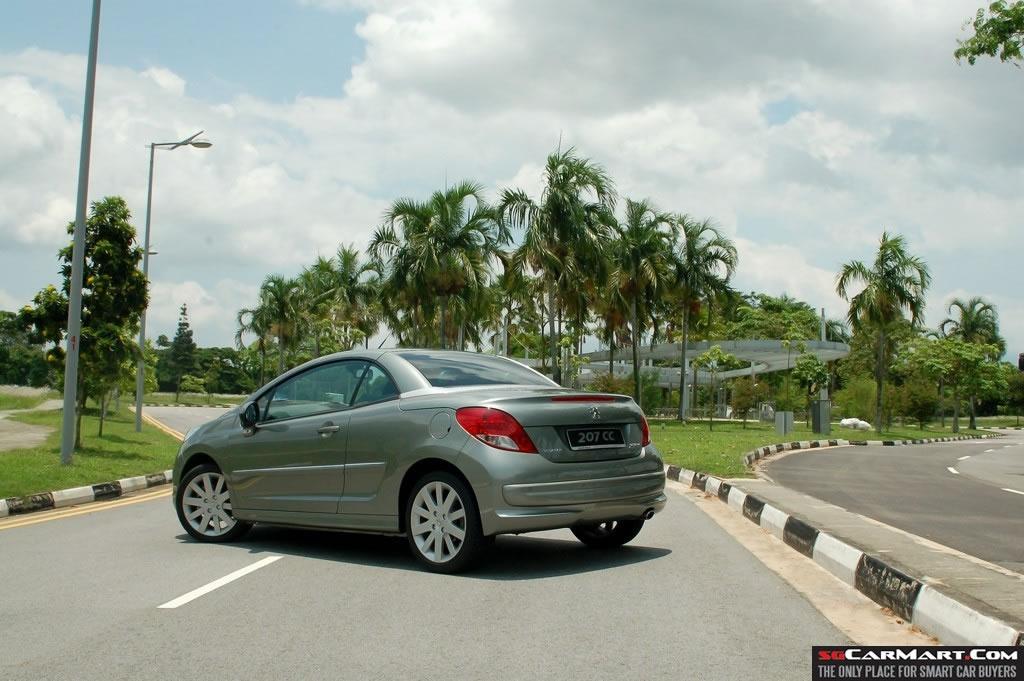 Peugeot 207CC Review - Drive