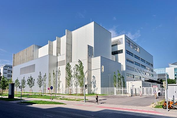 BMW launches new aeroacoustic and electric drive centre