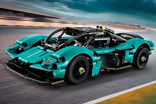 Aston Martin Valkyrie unveils LEGO "variant"