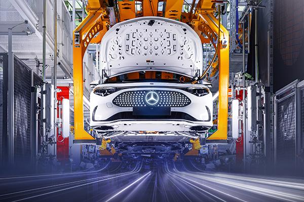 Mercedes-Benz kicks production of the new CLA